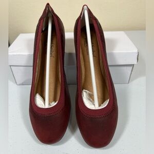 Josef Seibel red distressed leather flat 37